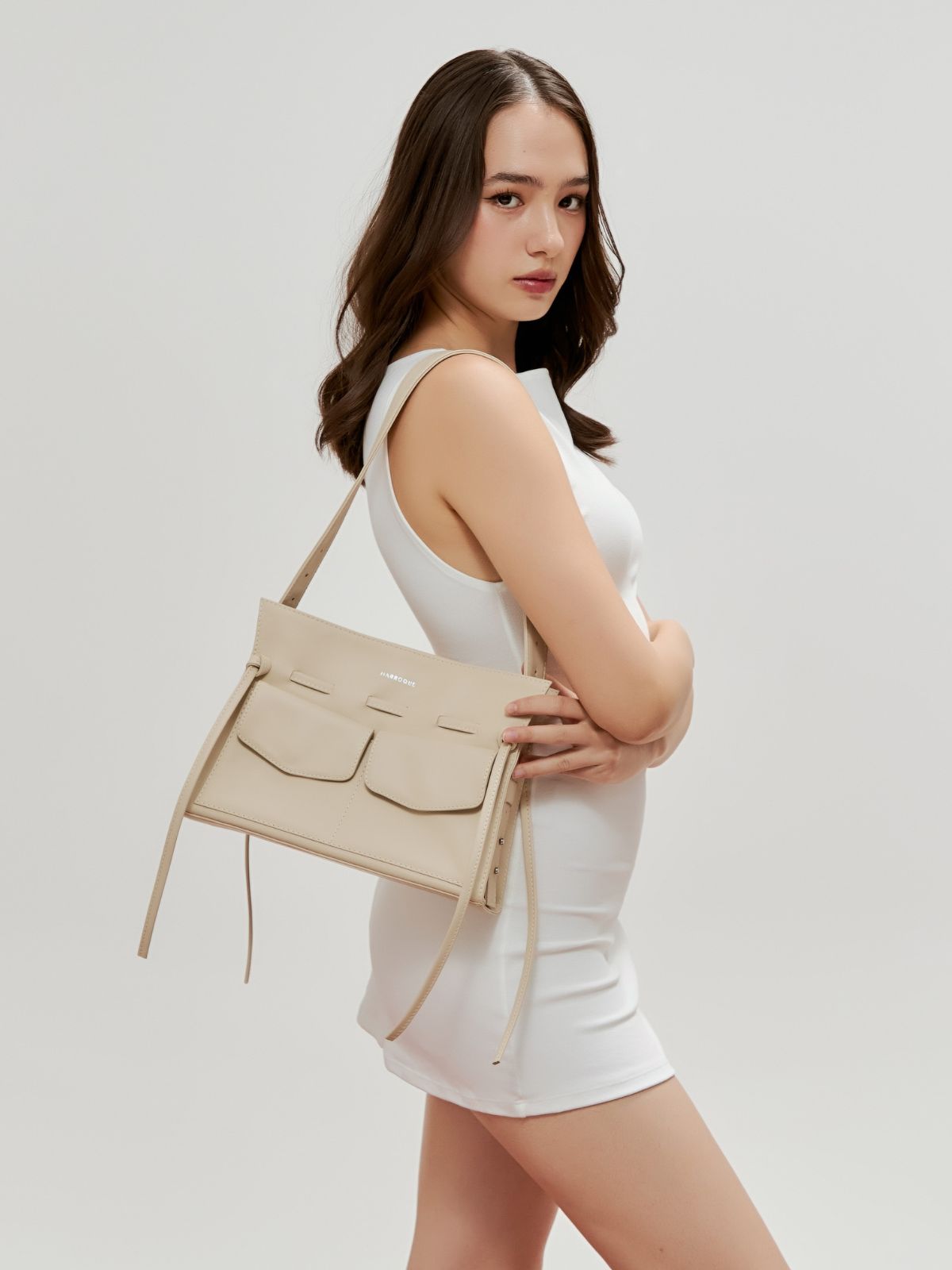 Marroque Judy leather crossbody bag in White Cream